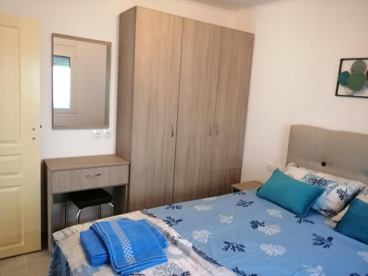 Villa Blue House Nea Kallikrateia Esterno foto